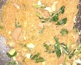 Foto langkah ke 7 dari resep Bihun Jagung Goreng Spesial.