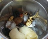 नवरात्रि स्पेशल बनाना ड्राई फ्रूट्स स्मूदी (Navratri Special Banana Dry Fruits Smoothie) रेसिपी चरण 2 फोटो