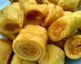 Foto langkah ke 10 dari resep Chicken egg roll.