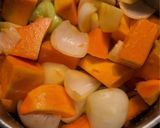 Foto del paso 1 de la receta: Crema de araña (Crema de calabaza con toque de vinagre de Módena) - Adviento Halloween