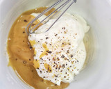 Foto del paso 1 de la receta: Crema de yogur griego con limón y tahini