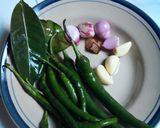 Foto langkah ke 2 dari resep # 3 Kikil Lombok Ijo.