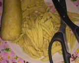 Foto langkah ke 4 dari resep Kue bawang mantap buatan si pemalas.