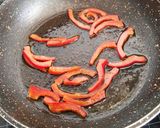 Foto del paso 2 de la receta Macarrones con anchoas, cherry y toque crujiente