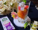 A picture of step 4 of Fruit cocktail Dessert.