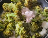 Foto del paso 2 de la receta: Brócoli con queso cremoso🥦🧀🥛🥯🍚🍱