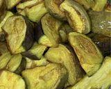 Gambar langkah 1 resipi Terung balado ikan bilis.