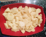 Foto del paso 1 de la receta: Merluza con patatas en salsa verde