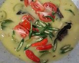 Foto langkah ke 5 dari resep Tongkol asap kuah santan.