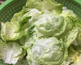 Hình bước làm 3 của món Salad trộn sốt mè rang