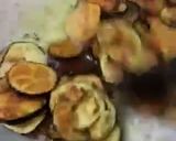 A picture of step 2 of Afghani Khattay Baingan.