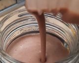 Foto langkah ke 3 dari resep Snickers Protein Smoothie.