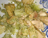 Foto del paso 5 de la receta: Brócolis con papas y pollo