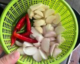 รูปขั้นตอนการทำที่ 1 ของ “แจ่วเห็ดฟาง”