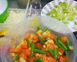 Foto langkah ke 1 dari resep Frozen Vegie Ragout Bread, Roti isi Ragut Sayur.