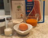 Foto del paso 1 de la receta: Crepes de gazpacho rellenas de jamón Serrano