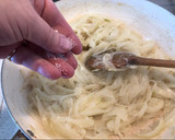 Foto del paso 4 de la receta: Pastel de cebollas y queso