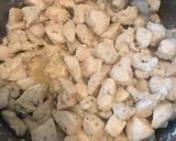 Tejszínes borsós, brokkolis csirke recept fázis 2 fotója