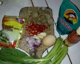 Foto langkah ke 1 dari resep Mie goreng (Mie Burung Dara pipih).