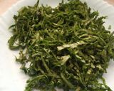 A picture of step 1 of Palak kofta curry.