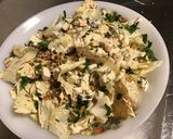 Une image de l'étape 6 de Salade castelfranco aux noix roquefort et persil.