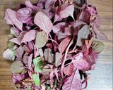 A picture of step 1 of Thandu Keerai Poriyal or Red Amaranth (Stir Fry).
