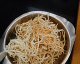 A picture of step 5 of Manchow soup.