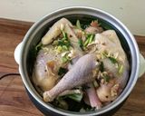 Hình bước làm 4 của món Gà hấp mắm