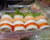 Gambar langkah 6 resipi Sushi sandwich.