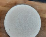 A picture of step 2 of Chicken pizza.