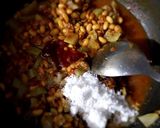 A picture of step 3 of Soyabean and Lauki curry.