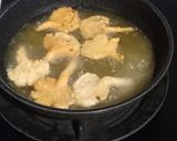 Foto langkah ke 2 dari resep Jamur goreng tepung.