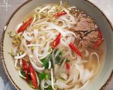 Foto langkah ke 9 dari resep Vietnamese Pho.