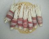 Foto langkah ke 3 dari resep Enoki Beef Rolls.