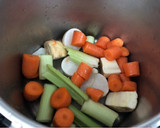 Foto del paso 2 de la receta: Caldo de puchero
