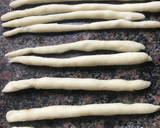 Foto del paso 2 de la receta: Churros sin máquina sin tacc bien crocantes