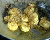Foto langkah ke 4 dari resep Udang Goreng Manis.