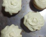 Foto langkah ke 4 dari resep 630.Donat merah putih.