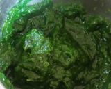 A picture of step 3 of Spinach chicken roll.