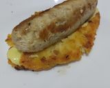 Foto del paso 5 de la receta: Perrito🌭caliente en "pan" de arepa🫓🌭🧀😜