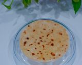 લેફ્ટ ઓવર રોટી પીઝા (Leftover Roti Pizza Recipe In Gujarati) રેસીપી સ્ટેપ1ફોટો