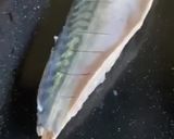 A picture of step 3 of Omikuji Mackerel soused in Nanban.