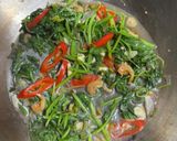 Gambar langkah 3 resipi 🍁Sayur Bayam Tumis Air.
