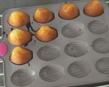 Une image de l'étape 1 de Madeleine au citron légère.