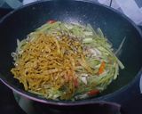 Foto langkah ke 4 dari resep Tumis kulit labu air.