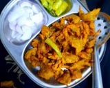 કેળા મેથી ના ભજીયા (Banana Fenugreek Fritters Recipe In Gujarati) રેસીપી સ્ટેપ5ફોટો