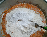 Foto del paso 3 de la receta: Budín de zanahoria húmedo