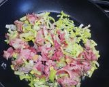 Foto del passaggio 1 della ricetta 415 * Spaghetti con pancetta, porri e ricotta 🍝🥓🥬🧀