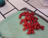 Foto langkah ke 1 dari resep Tempe Orek Oreg Kecap Cabai Pedas Manis.