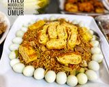 Foto langkah ke 6 dari resep Chinese Fried Noodles|| Mie Panjang Umur.